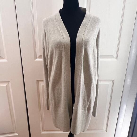 Ann Taylor Size Medium Beige‎ Long Sleeve Cardigan Cotton Mix - Picture 1 of 7